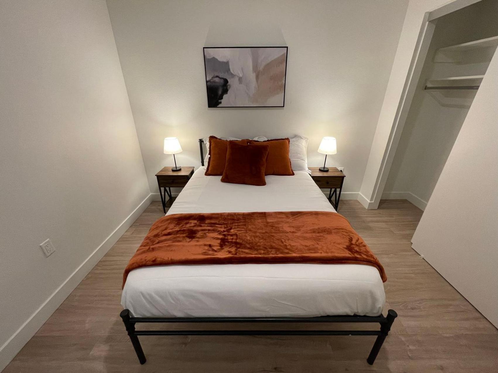 Chic Urban Retreat In Heart Of La, Steps From Attractions! Hotel Лос Анджелис Екстериор снимка