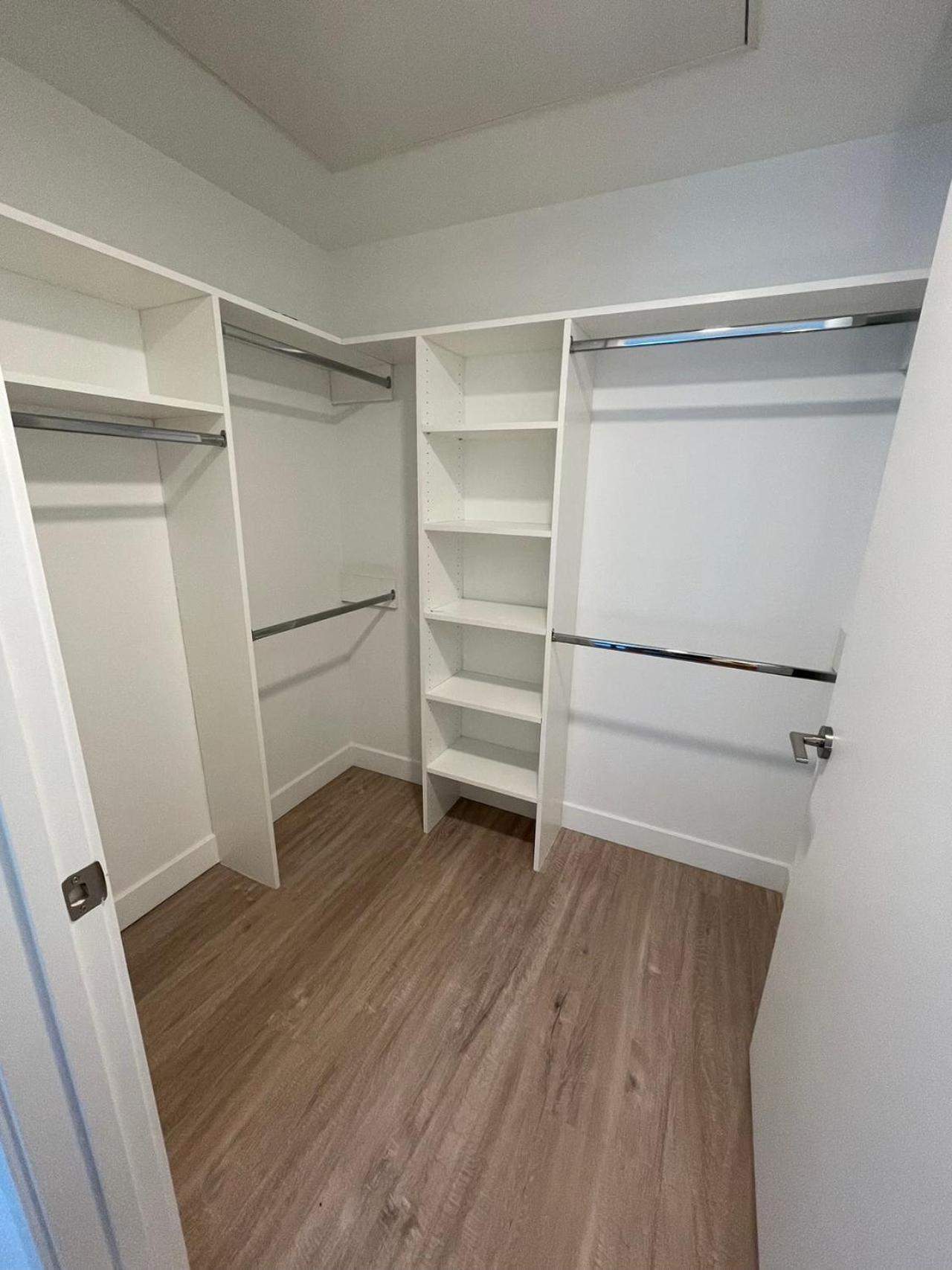 Chic Urban Retreat In Heart Of La, Steps From Attractions! Hotel Лос Анджелис Екстериор снимка