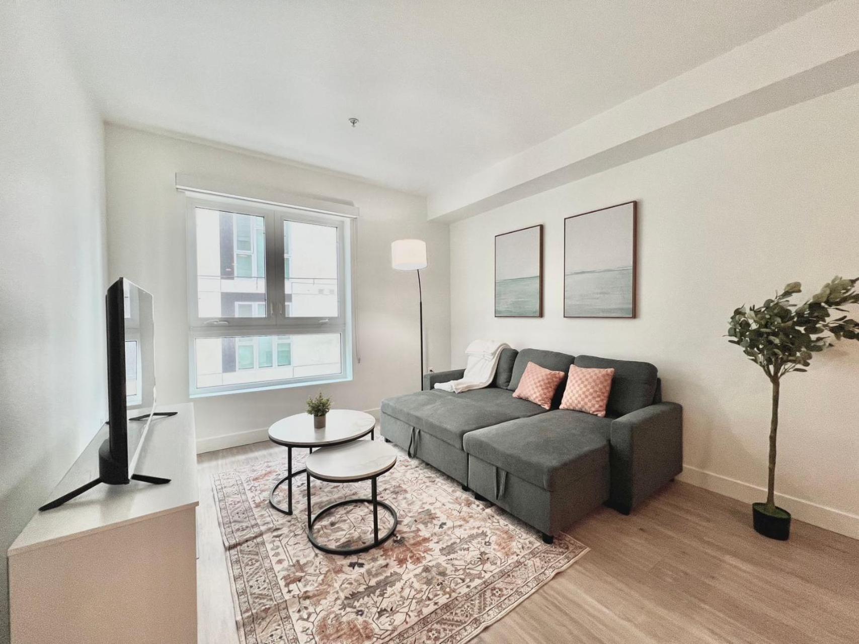 Chic Urban Retreat In Heart Of La, Steps From Attractions! Hotel Лос Анджелис Екстериор снимка