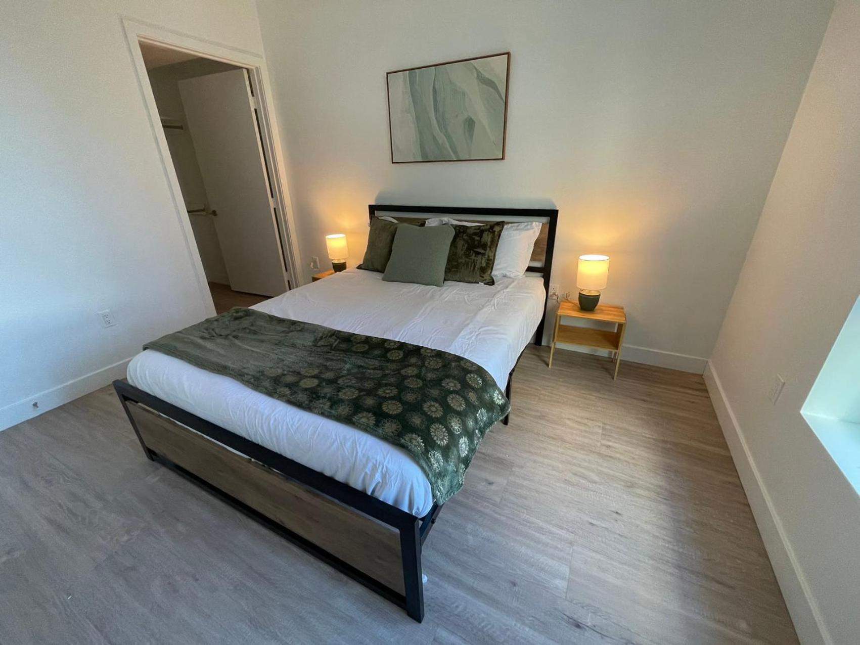 Chic Urban Retreat In Heart Of La, Steps From Attractions! Hotel Лос Анджелис Екстериор снимка