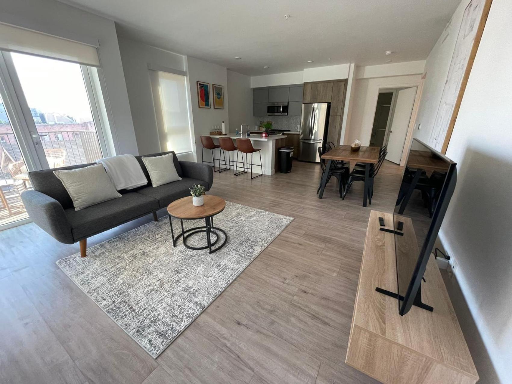 Chic Urban Retreat In Heart Of La, Steps From Attractions! Hotel Лос Анджелис Екстериор снимка