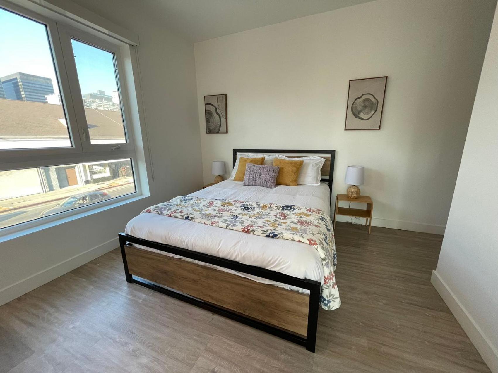 Chic Urban Retreat In Heart Of La, Steps From Attractions! Hotel Лос Анджелис Екстериор снимка